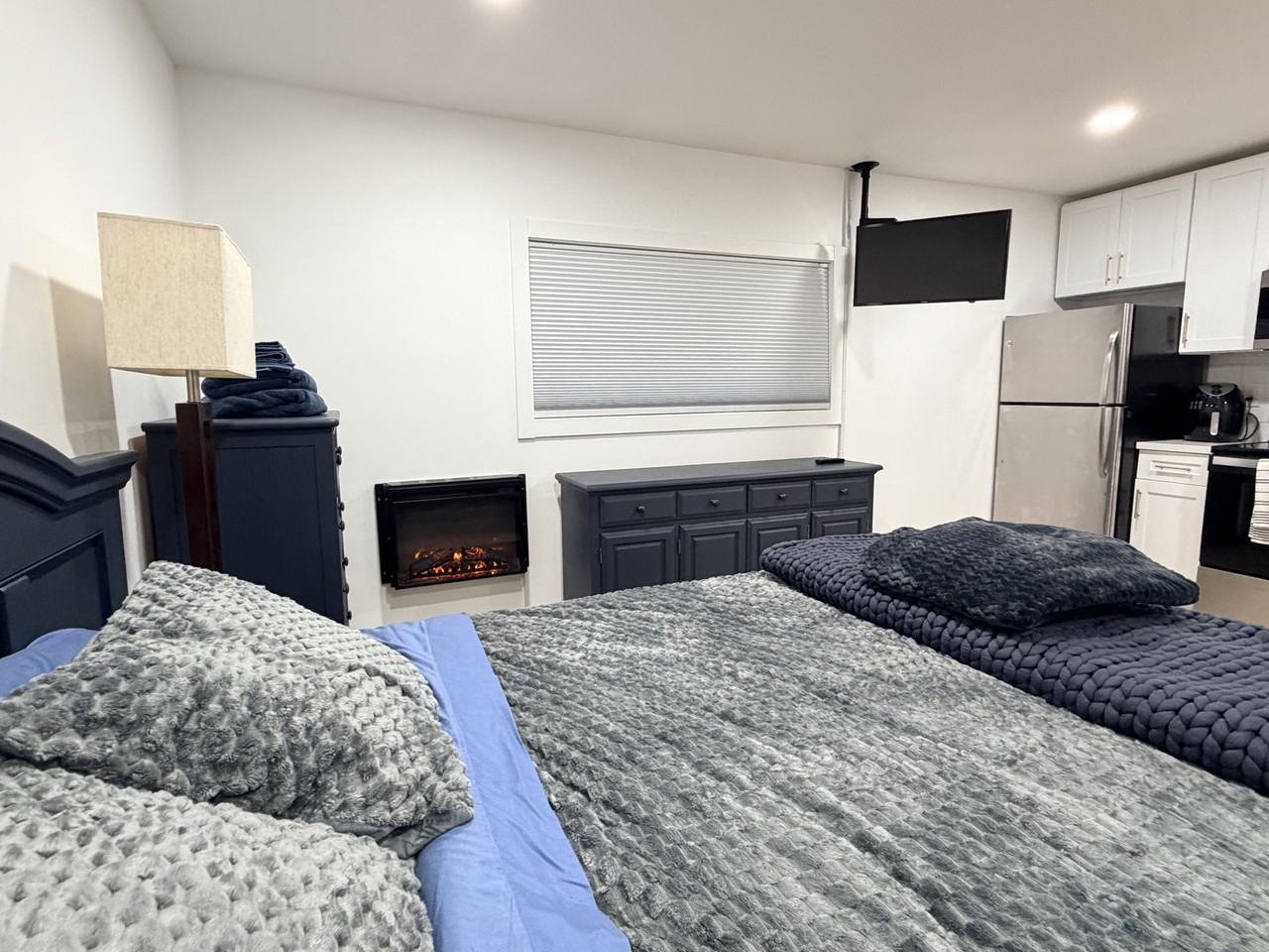 2941 Adriatic Ave #A - Photo 7 of 13
