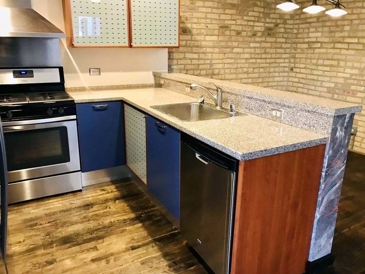 6449 N Seeley Ave #2B - Photo 3 of 20
