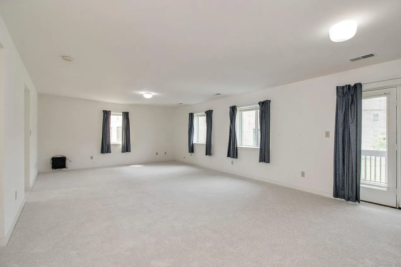7103 Pleasant Ct #7103 - Photo 2 of 2