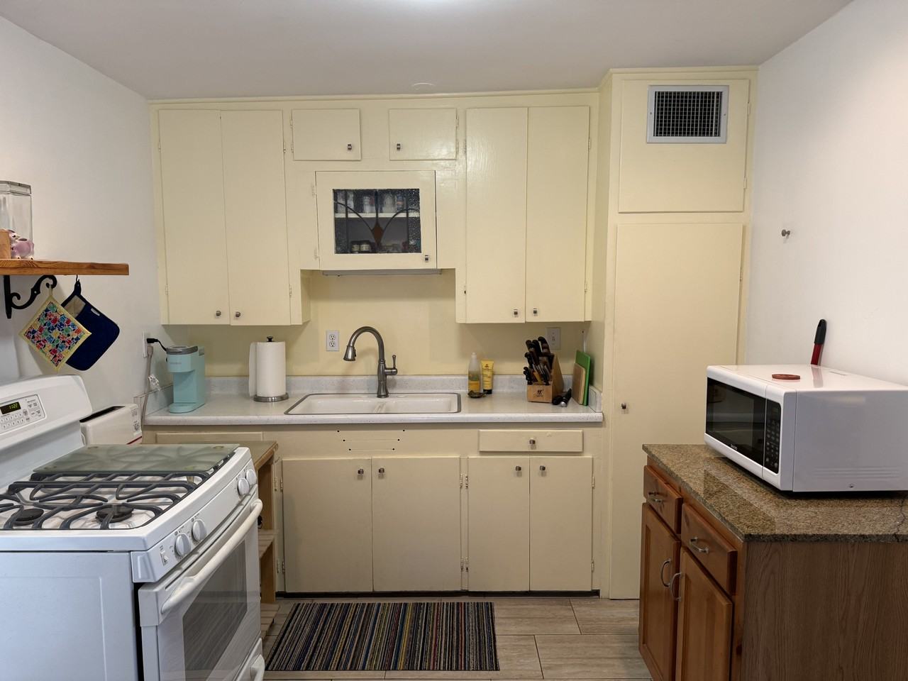 2608 E Sylvia St #NA - Photo 6 of 14