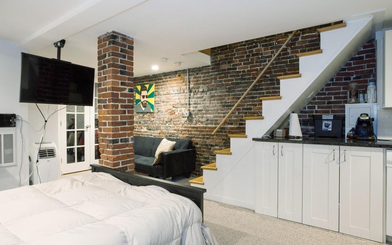 37 Grove St #1 - Photo 3 of 18