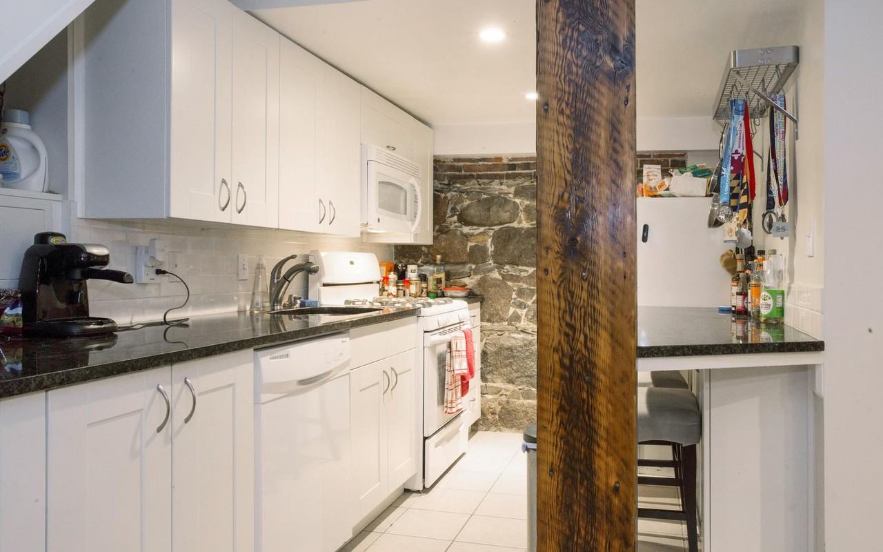 37 Grove St #1 - Photo 4 of 18