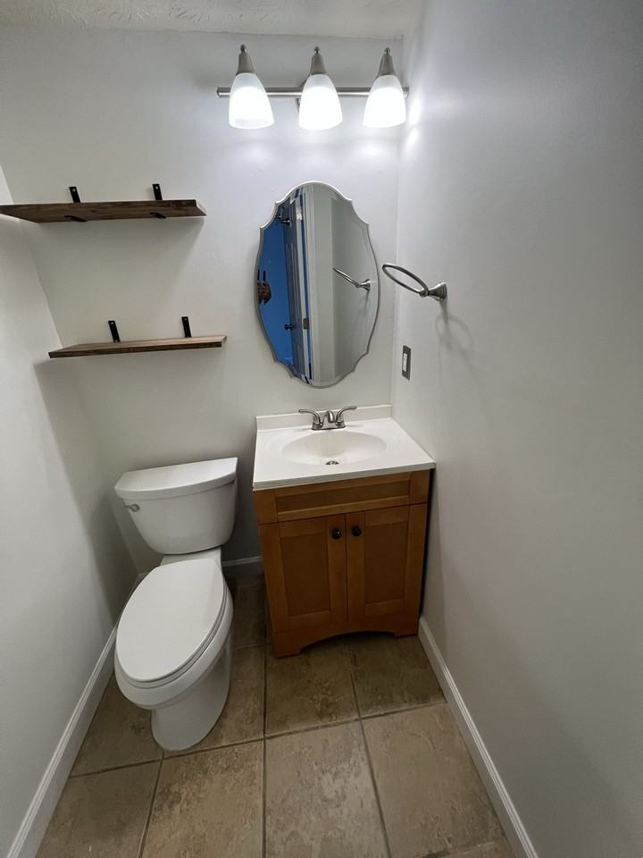 2701 Greystone Pl - Photo 2 of 4
