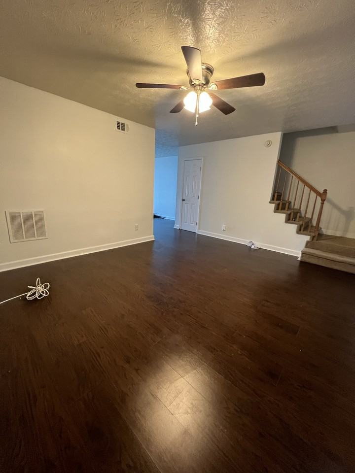 2701 Greystone Pl - Photo 4 of 4