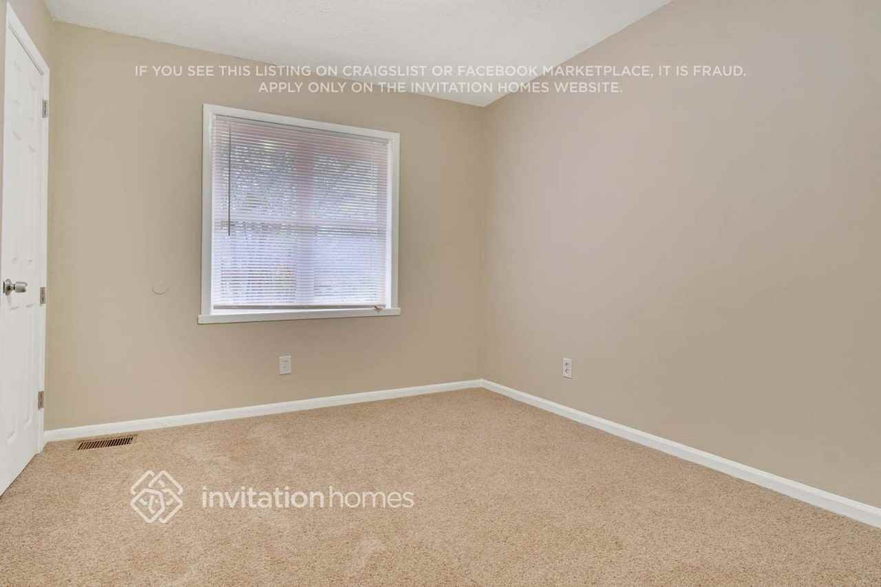 1421 Dennis Dr - Photo 5 of 14