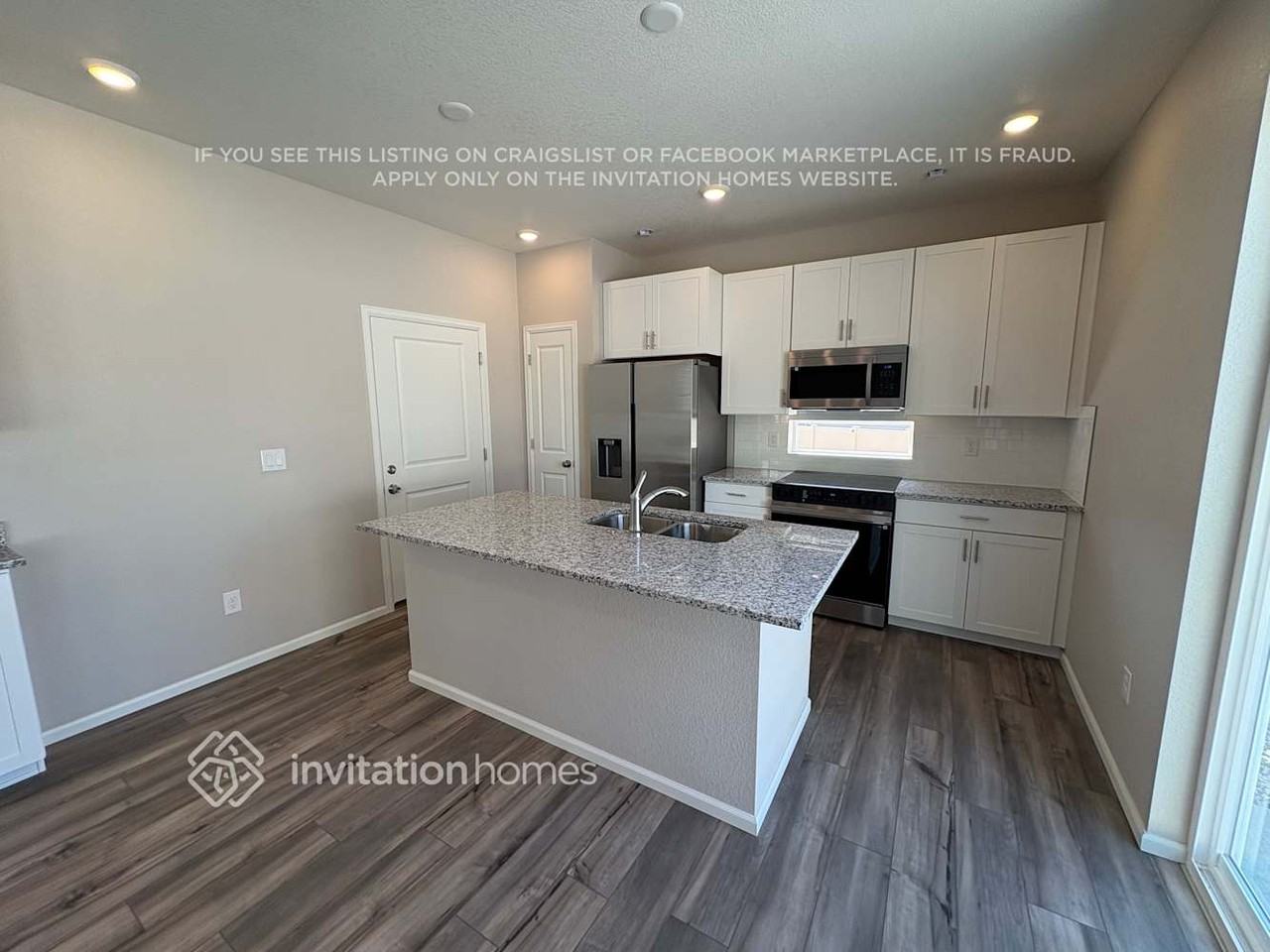 3374 Pearwood Dr - Photo 4 of 13