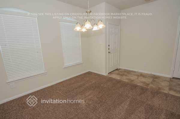 30631 Gardenia Trace Dr - Photo 2 of 9