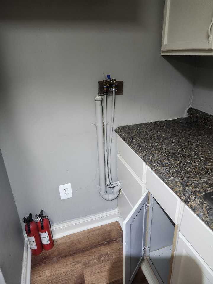 310 Sheridan Ave #2 - Photo 2 of 12