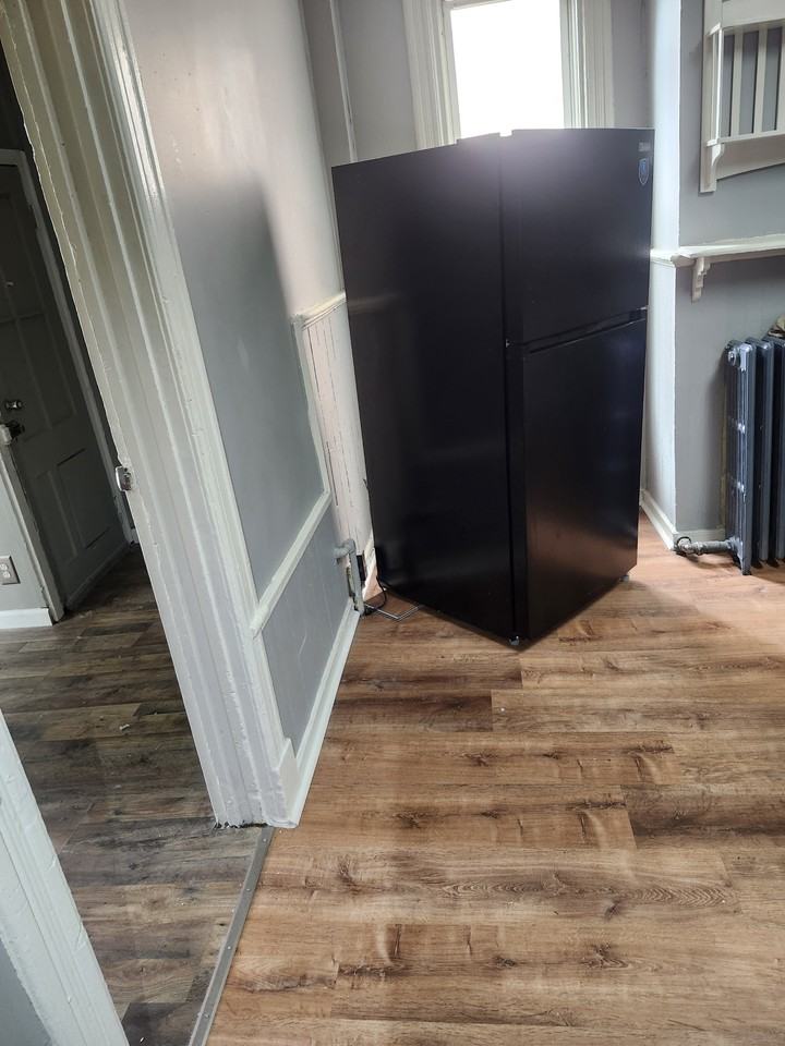 310 Sheridan Ave #2 - Photo 3 of 12