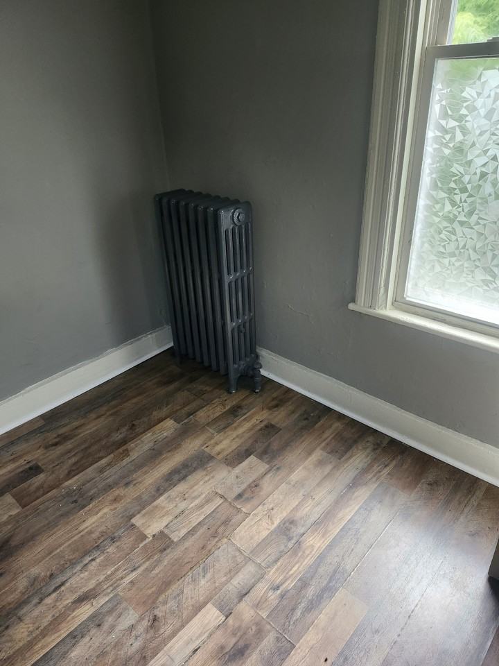 310 Sheridan Ave #2 - Photo 5 of 12