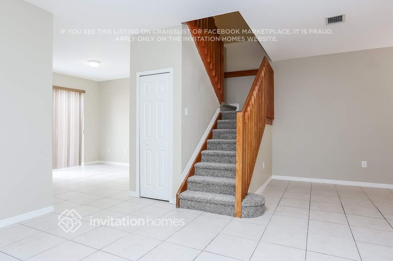12456 Sw 124th Path - Photo 6 of 21