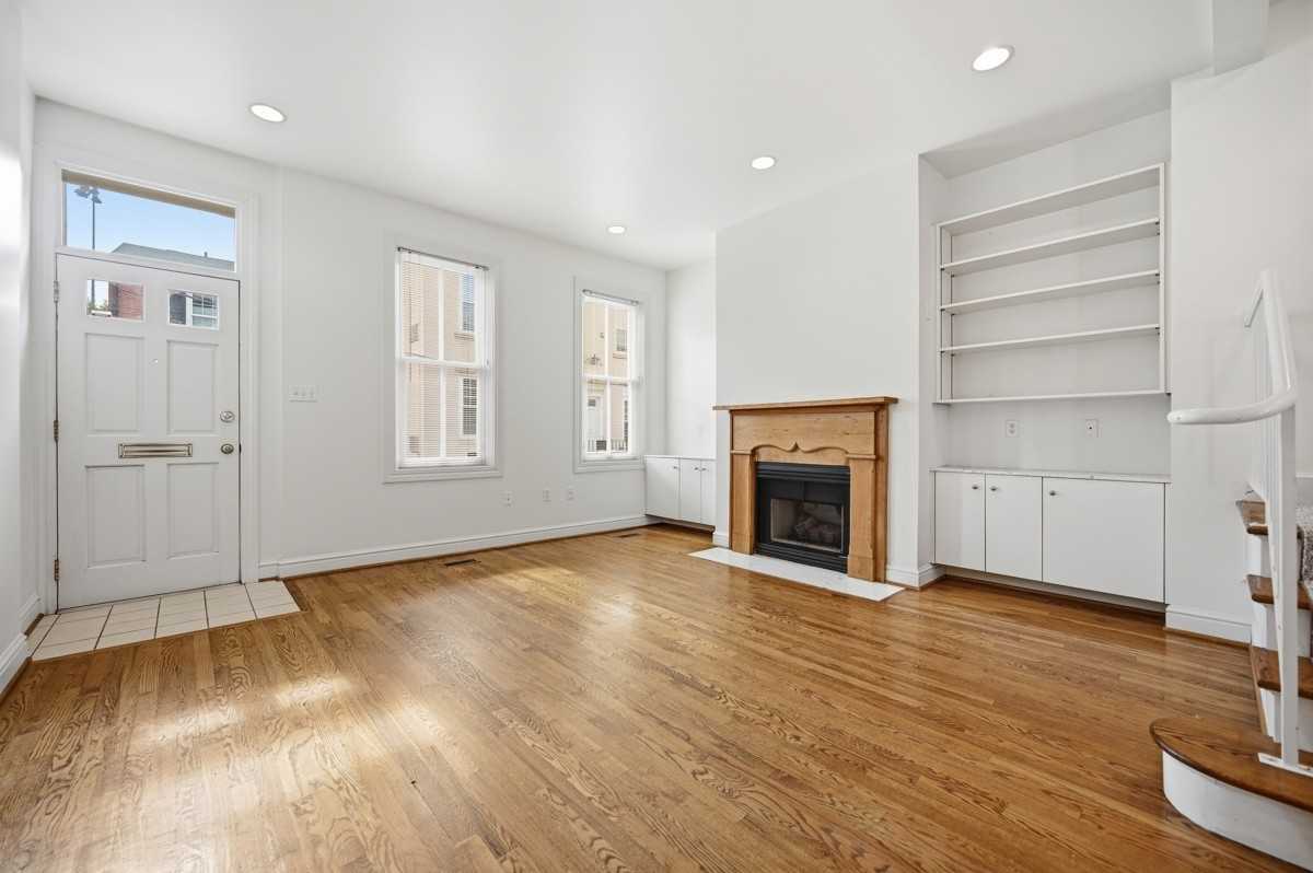 326 Hailman St #NA - Photo 4 of 38