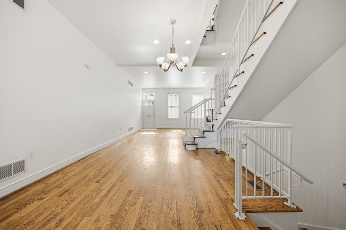 326 Hailman St #NA - Photo 7 of 38