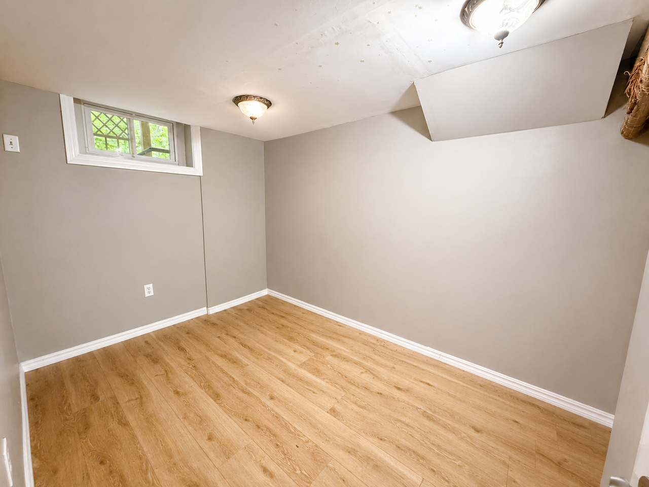 11530 Wood Street - Photo 6 of 12