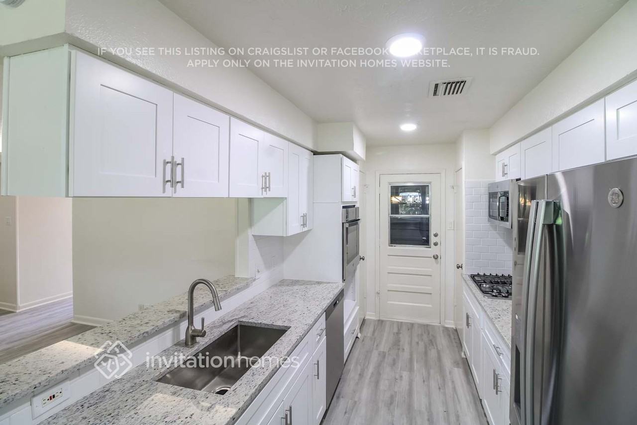 3902 Paulette Dr - Photo 7 of 17