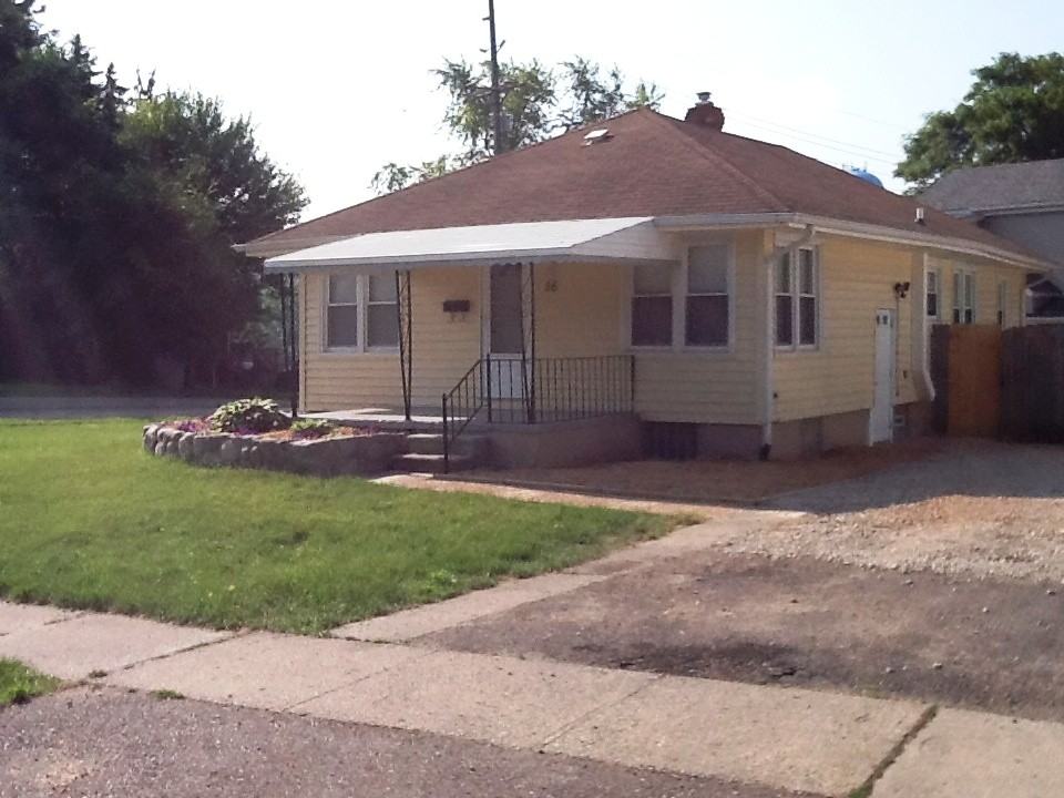 56 Broadway St - Photo 2 of 23