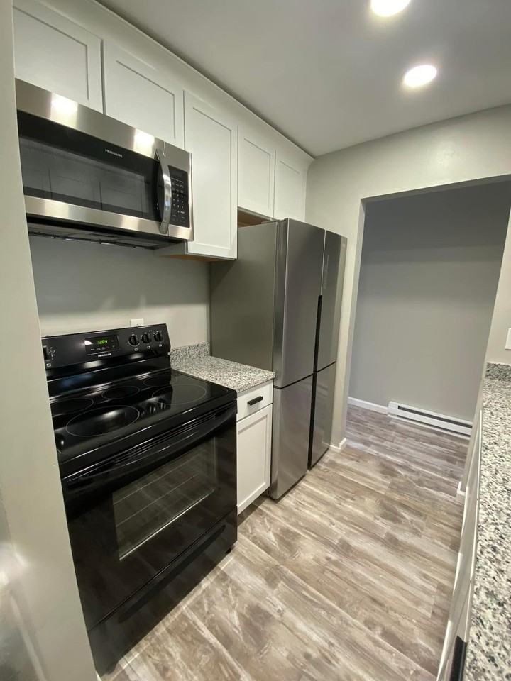303 Forest Ln - Photo 6 of 11