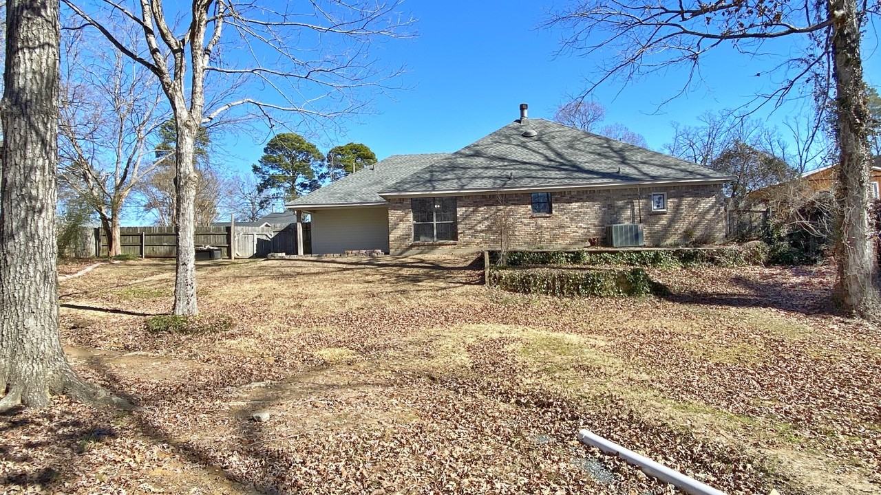 206 Stonecliff Dr - Photo 3 of 25