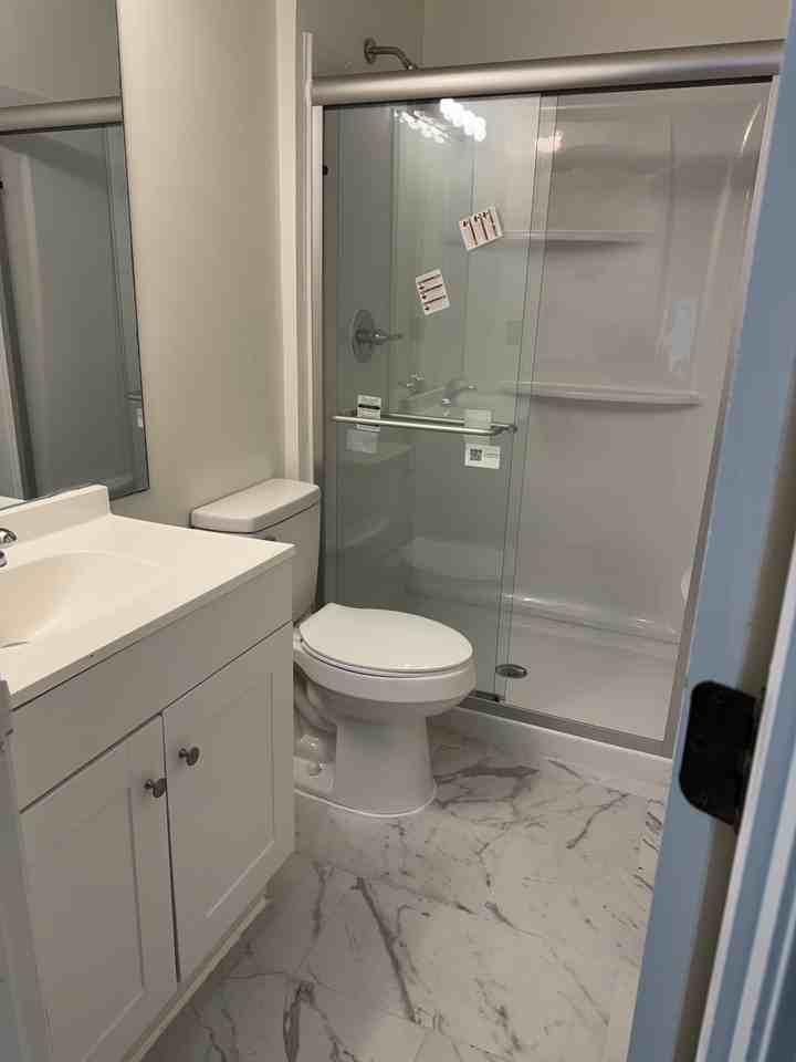 7812 N Camden Ave - Photo 7 of 10