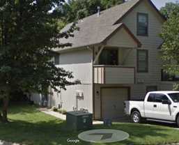 7800 N Camden Ave - Photo 1 of 1