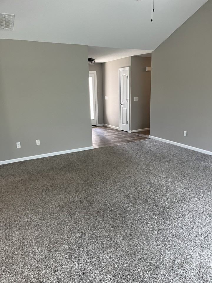 2345 Lark Ln - Photo 2 of 21