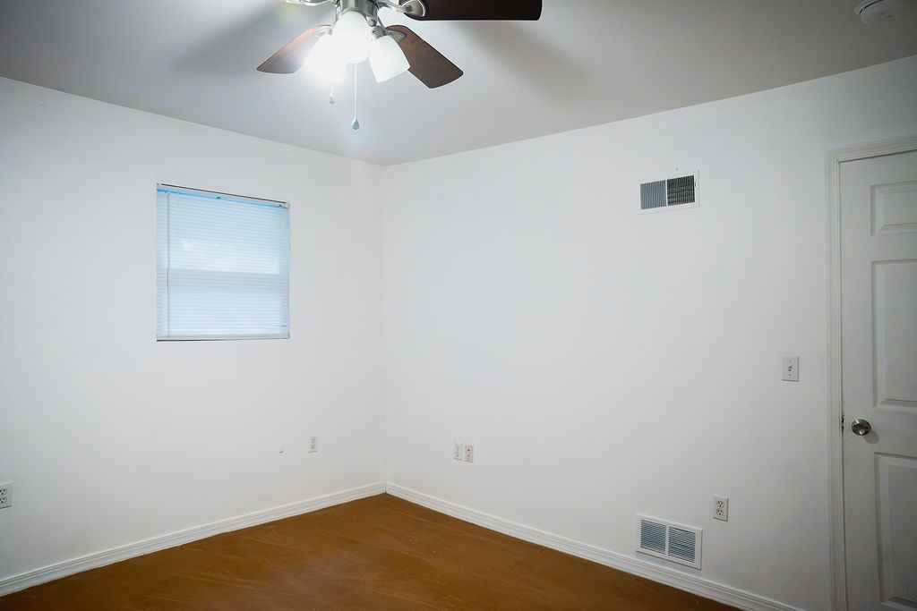 301 S Main St #307 - Photo 4 of 11