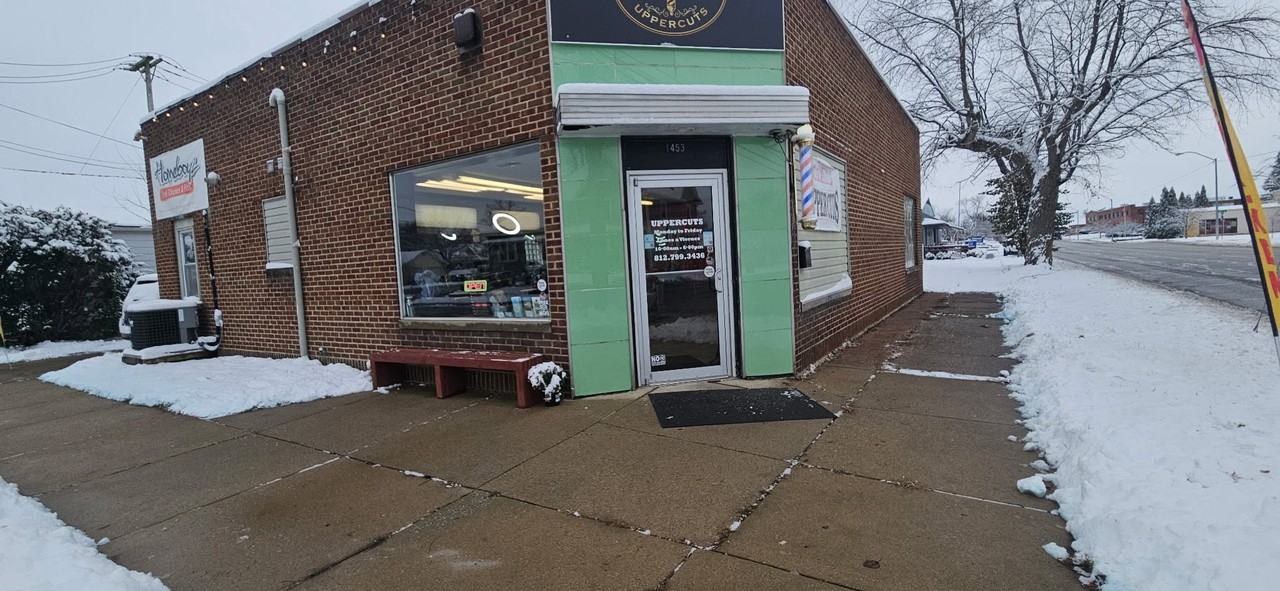 1453 Washington St - Photo 2 of 2