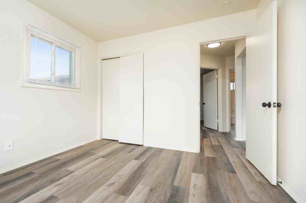 1915 Sw E St #1917-1-2 - Photo 3 of 15