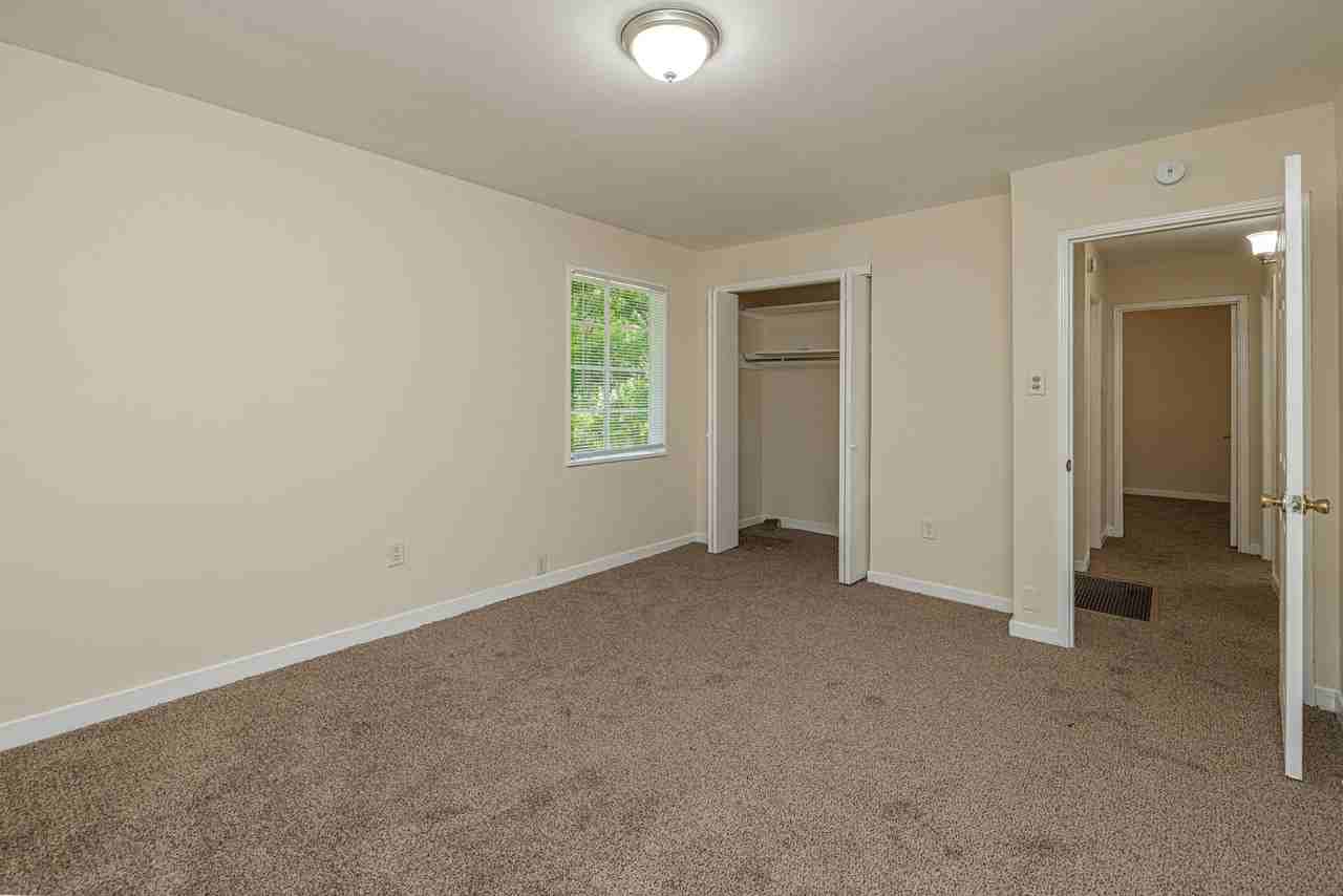 3173 Oak Forest Dr - Photo 5 of 23