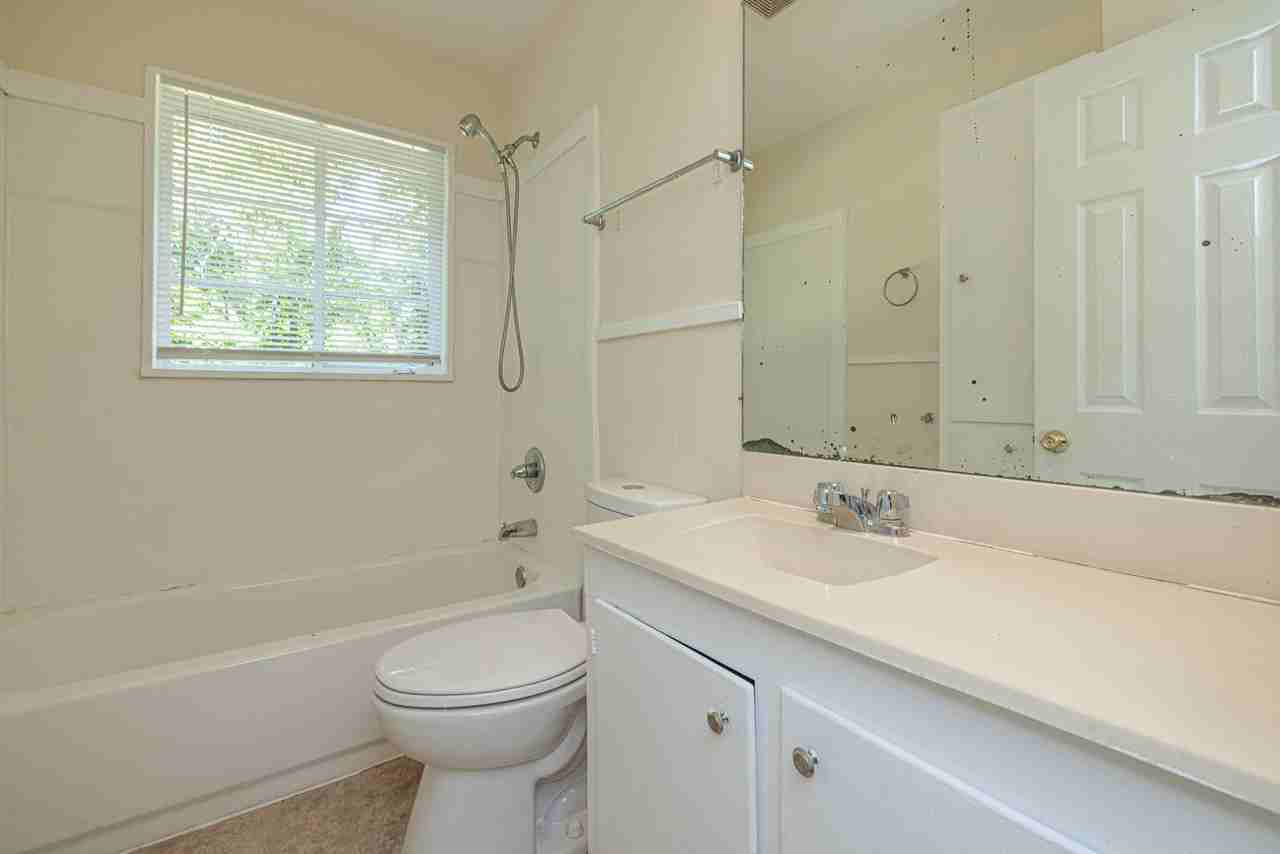 3173 Oak Forest Dr - Photo 6 of 23