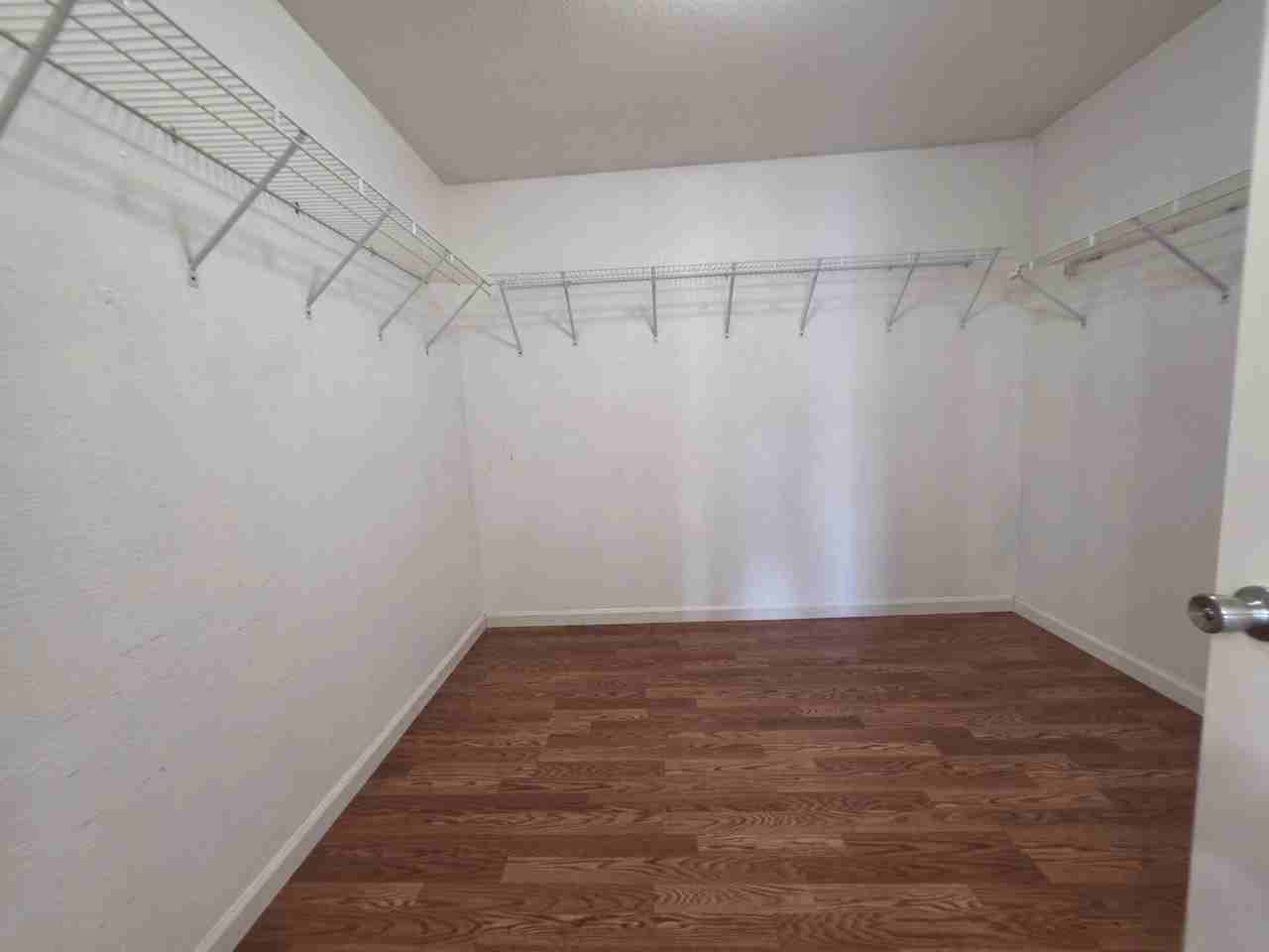 23752 Pepperleaf St - Photo 3 of 13