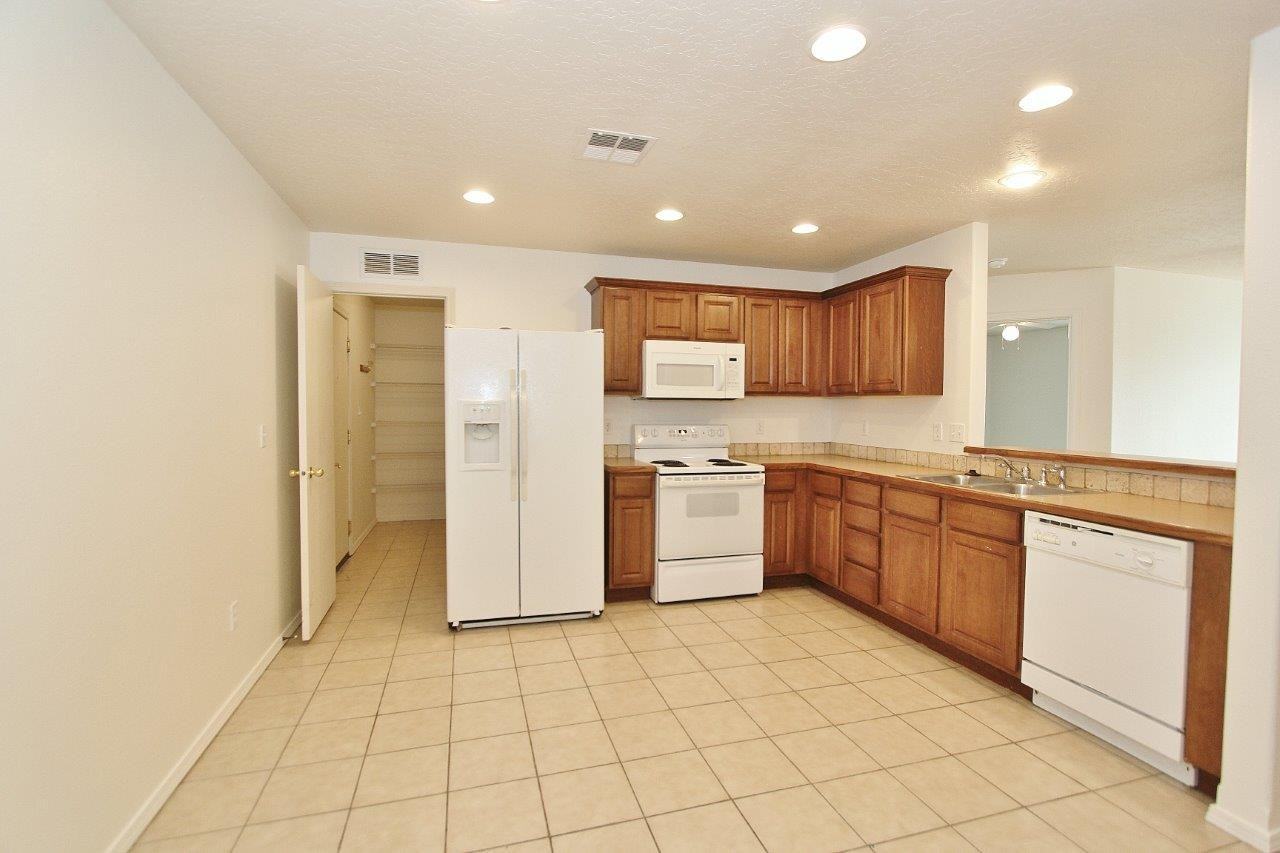 1208 N Chesire Dr - Photo 7 of 29