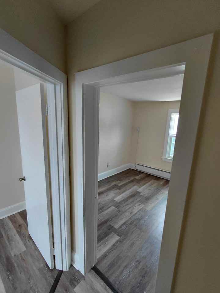 317 S Main St #4 - Photo 6 of 24