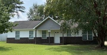 featured image of 411 Chapelwood Dr