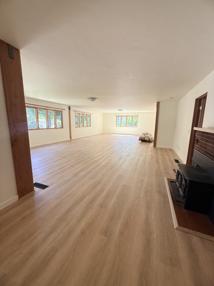1646 Maple Ave - Photo 2 of 38
