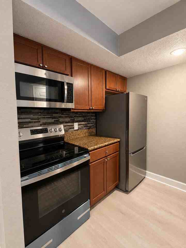 5124 Conroy Road - 1Unit 17 #1 - Photo 7 of 50