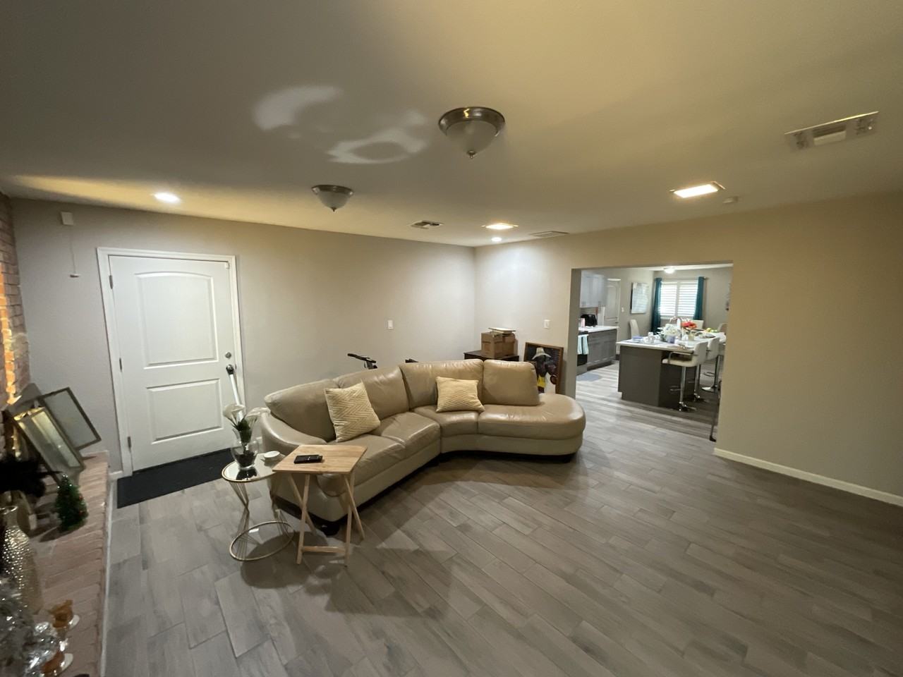 2320 E Wier Ave #1 - Photo 5 of 7