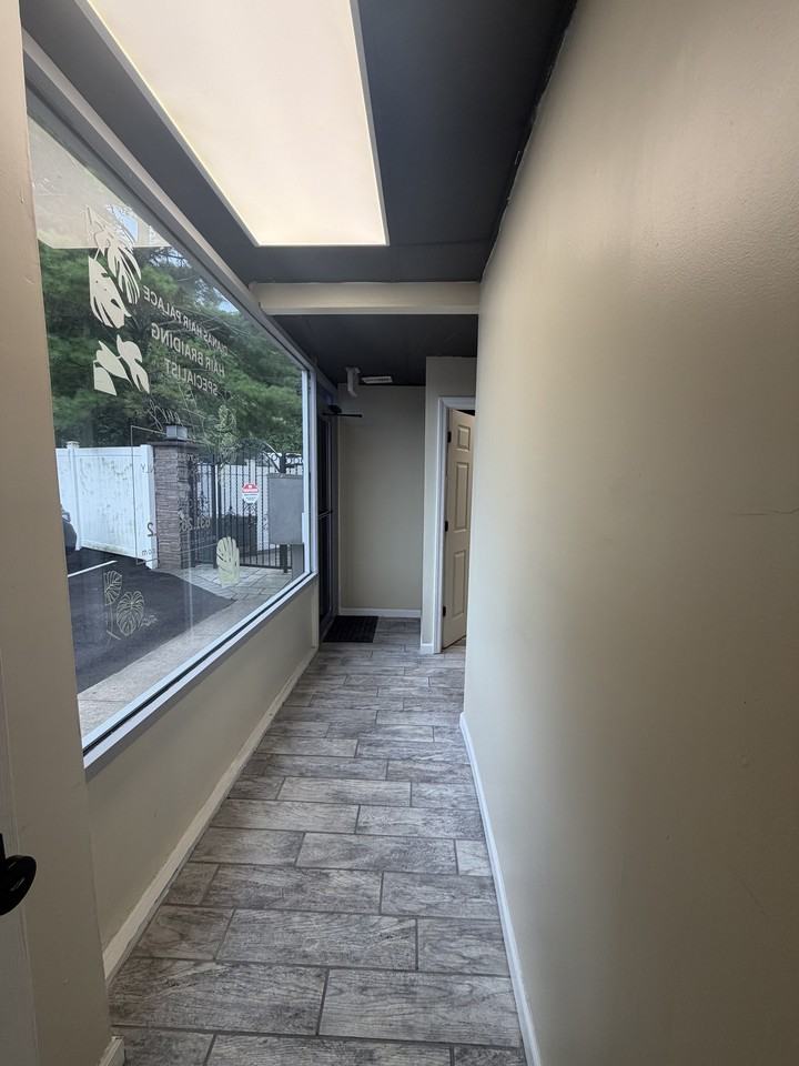 918 E Jericho Tpke #3A - Photo 7 of 30