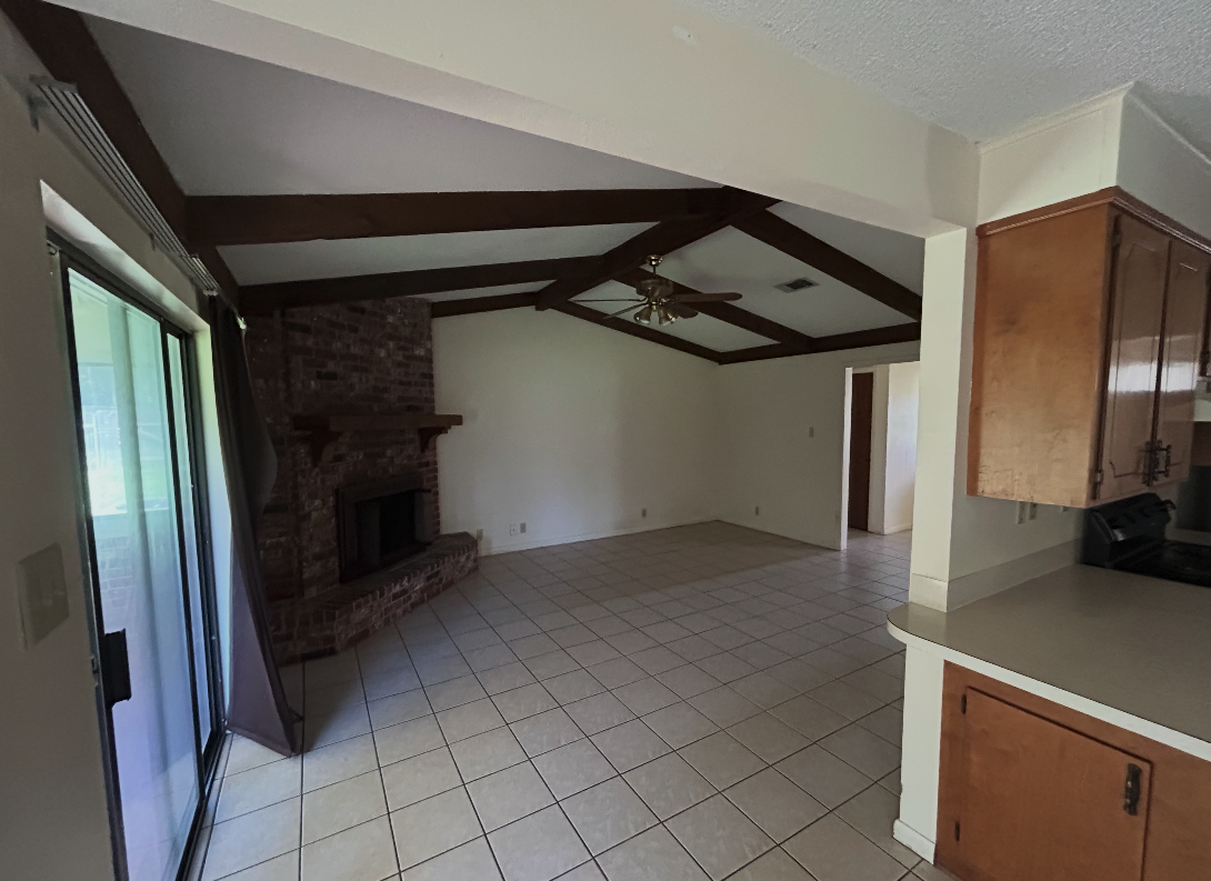 150 Shelly Ln #1 - Photo 5 of 10