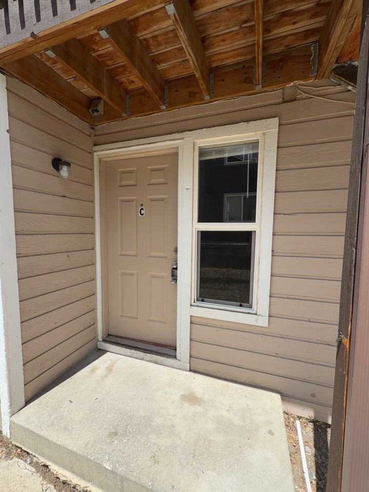 1161 Mazatlan Cir #C - Photo 2 of 10