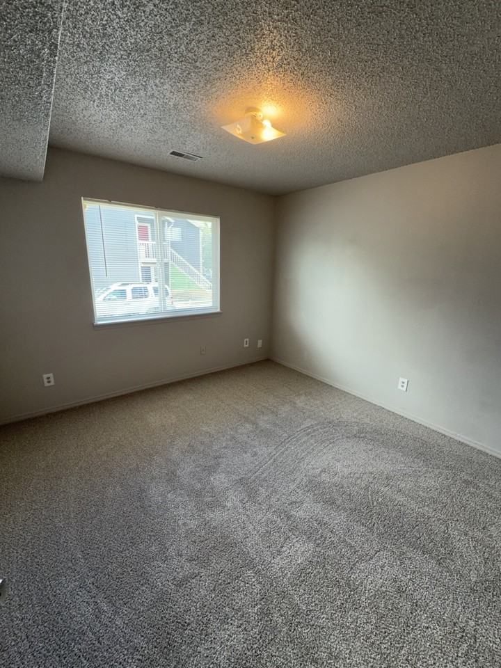 1161 Mazatlan Cir #C - Photo 7 of 10