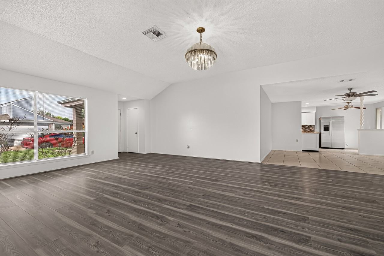 13419 Laurel River Dr - Photo 5 of 10