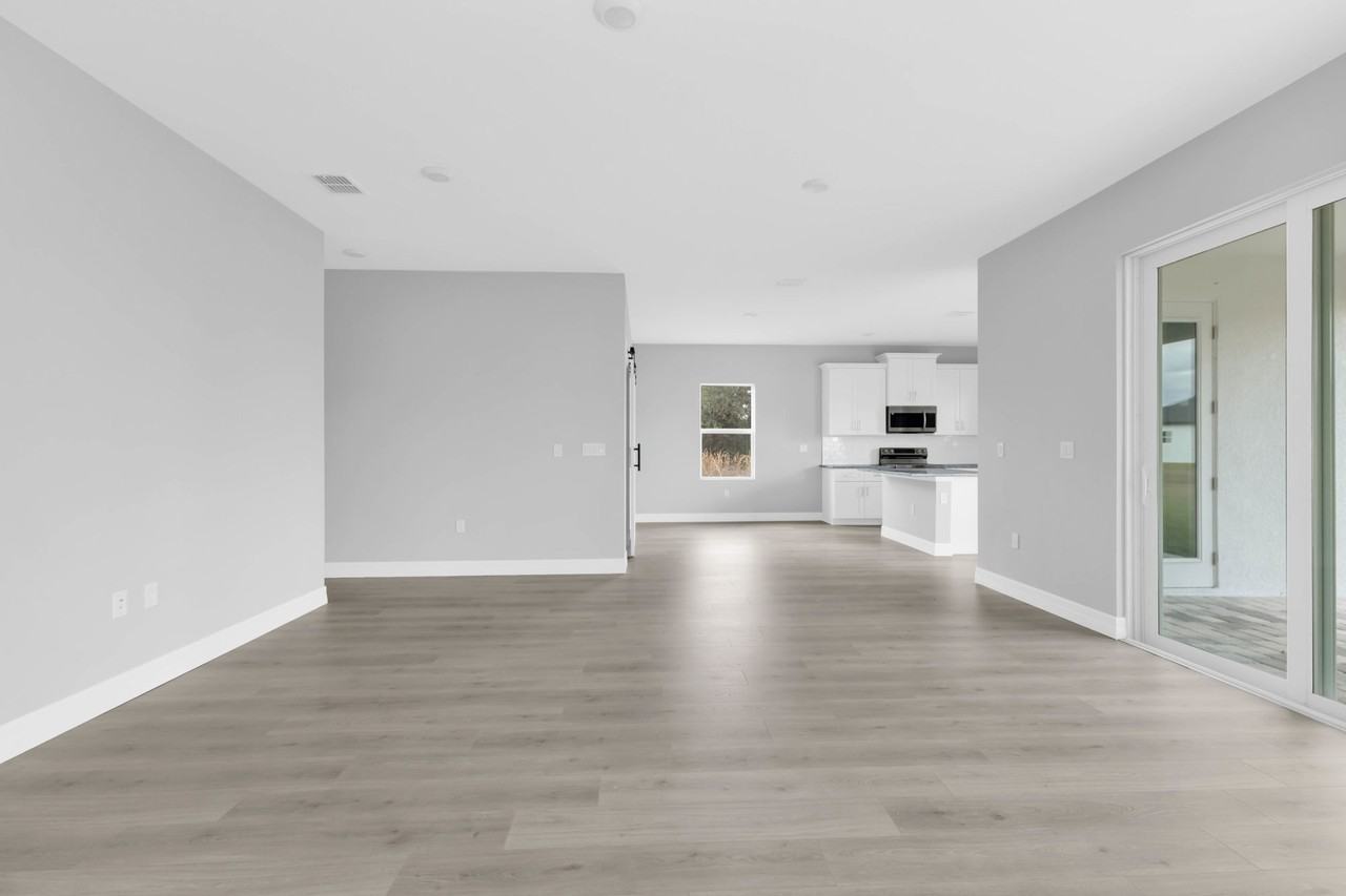 17022 Espana Cir #1 - Photo 6 of 21