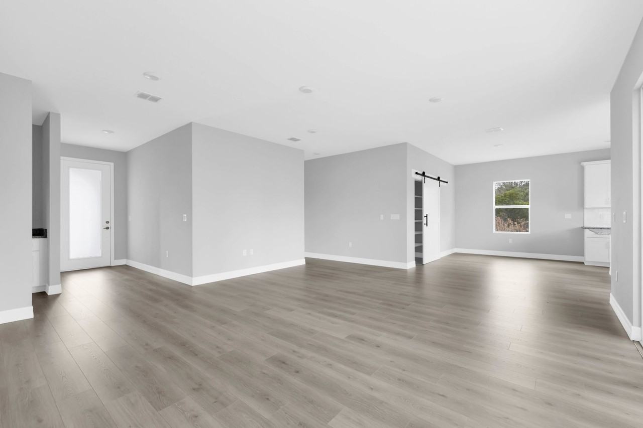 17022 Espana Cir #1 - Photo 7 of 21