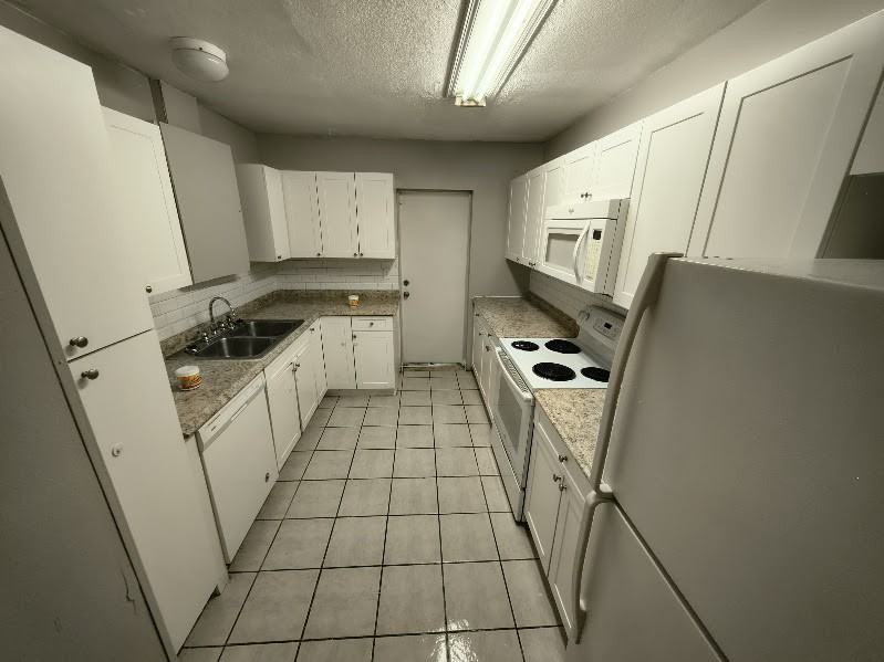 1708 Azalea Ct #1 - Photo 6 of 18