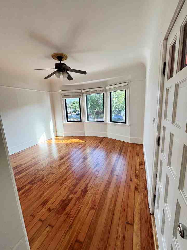 823 Apgar St #1 - Photo 4 of 23