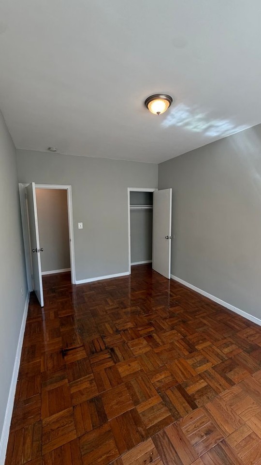 5000 FT TOTTEN DR NE - Photo 5 of 10