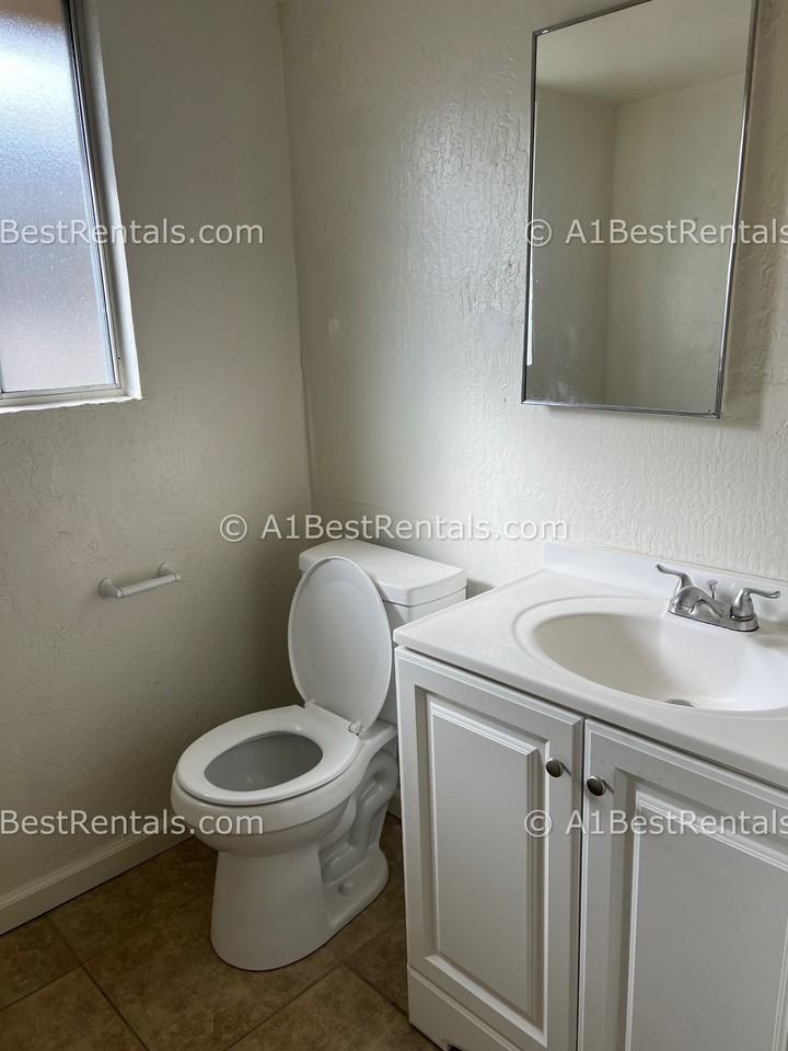13040 Welch St #C - Photo 5 of 10