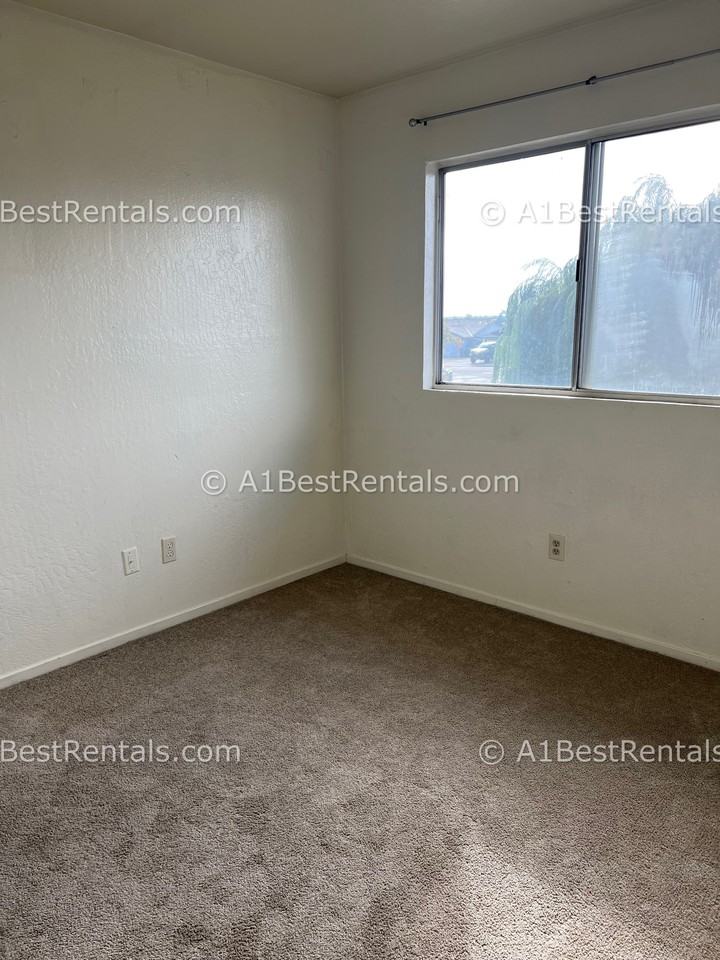 13040 Welch St #C - Photo 7 of 10