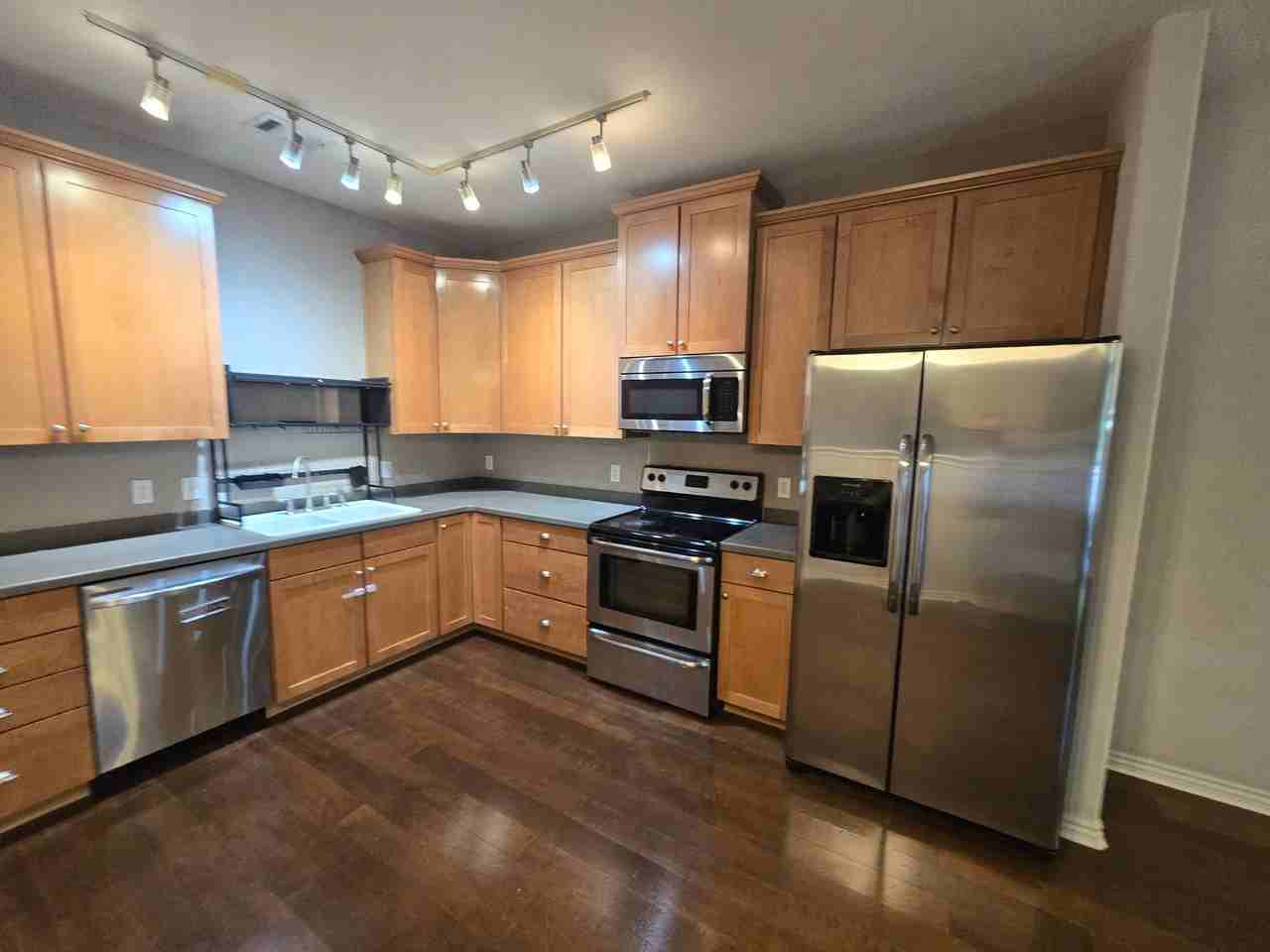 3601 E 103rd Cir #B13 - Photo 2 of 21